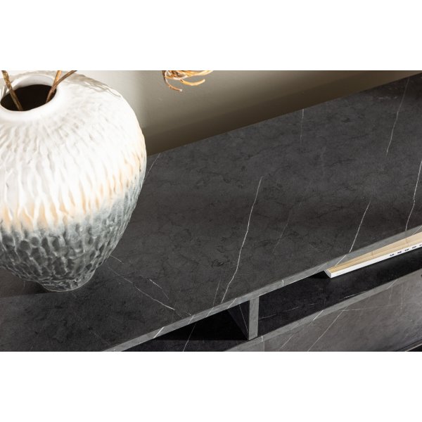 Girona TV-taso - Musta