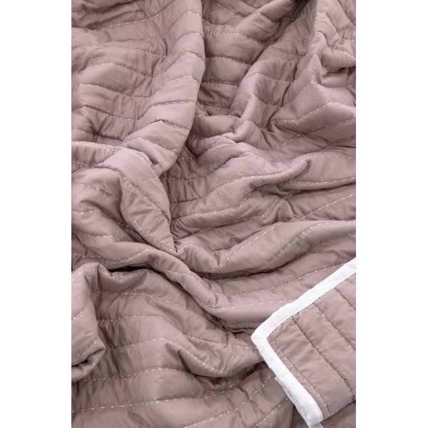 Oscar päiväpeite - vaaleanpunainen Oscar päiväpeite - vaaleanpunainen