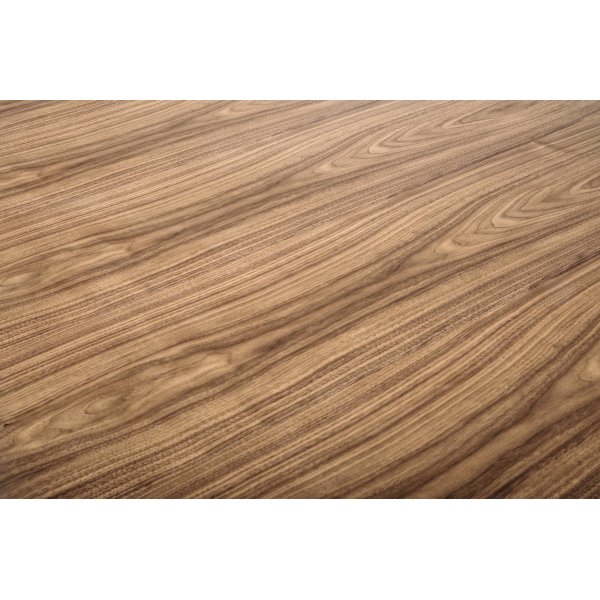 Kellua p�hkin�puun ruokap�yd�n ymp�rill� �137 cm