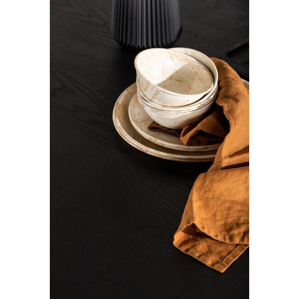 Olivia ruokap�yt� �110 cm - Musta