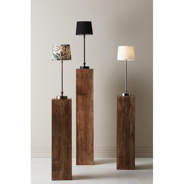 Liam-pöytävalaisin - Vihreä/valkoinen/messinki - 59 cm Liam-pöytävalaisin - Vihreä/valkoinen/messinki - 59 cm