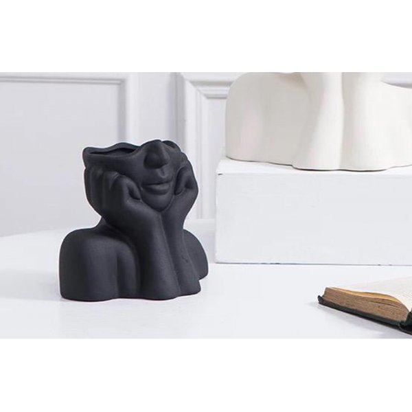 Revo maljakko - musta Revo maljakko - musta