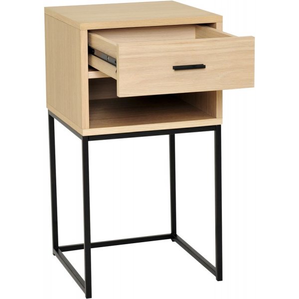 Domino yöpöytä hyllyllä - Valkoinen pigmentoitu tammiviilu Domino yöpöytä hyllyllä - Valkoinen pigmentoitu tammiviilu