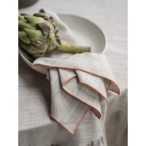 Sabina lautasliina 45 x 45 cm - Coral Sabina lautasliina 45 x 45 cm - Coral