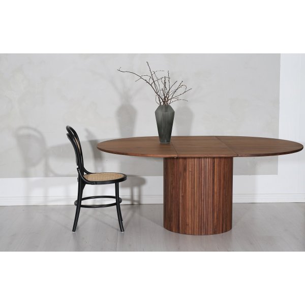 Nova jatkettava pyöreä pyöreä ruokapöytä pähkinä Ø130-170 cm Nova jatkettava pyöreä pyöreä ruokapöytä pähkinä Ø130-170 cm