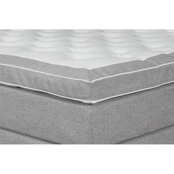 Hilton mannermainen sänky 120 cm x 200 cm Hilton mannermainen sänky 120 cm x 200 cm