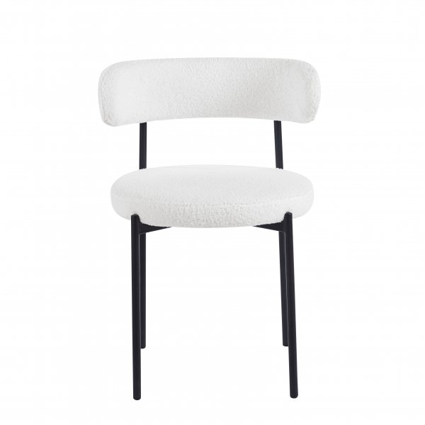 Ruokailuryhm� Crossby-p�yt� �120cm mustaksi petsattua tammea ja 4 Wilma-ruokailutuolia valkoiseksi teddykankaaksi