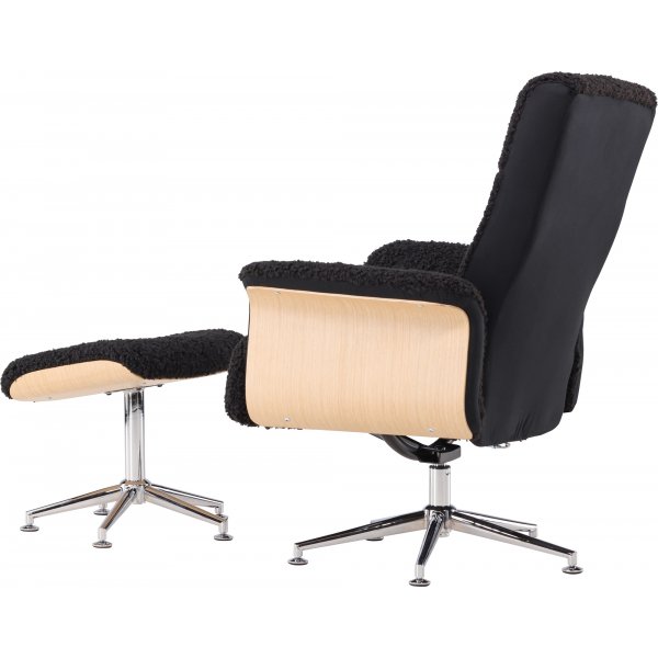 Hagön lepotuoli jalkarahilla - Musta lampaannahkajäljitelmä/öljytty tammi + Huonekalujen puhdistus Hagön lepotuoli jalkarahilla - Musta lampaannahkajäljitelmä/öljytty tammi + Huonekalujen puhdistus