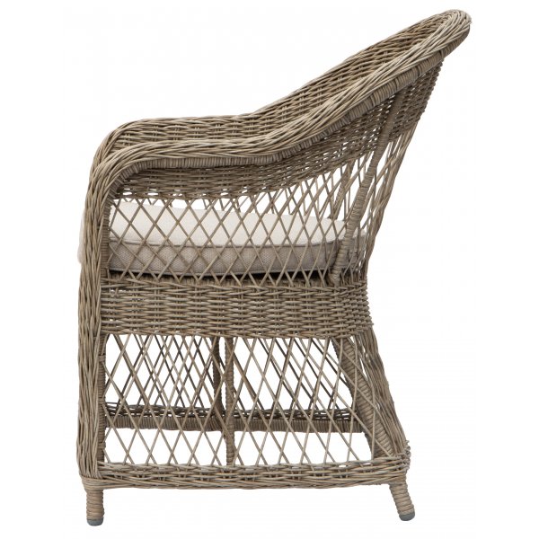 Ulkotuoli luonnonvärisestä synteettisestä rottingista Ulkotuoli luonnonvärisestä synteettisestä rottingista