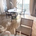 Asiakaskuva Lounge-tuoli Rizz - Mahonki / Rottinki