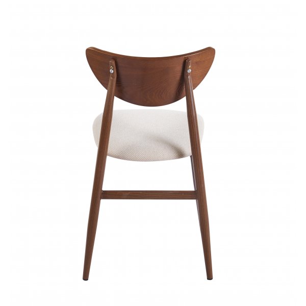 Ruokailuryhm� Crossby-p�yt� �120cm, p�hkin�puuta, ja 4 Ludvig-ruokailutuolia p�hkin�puuta.