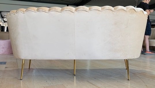 Kolmen istuttava Snäckan-sohva - Beige sametti / Messinki Kolmen istuttava Snäckan-sohva - Beige sametti / Messinki