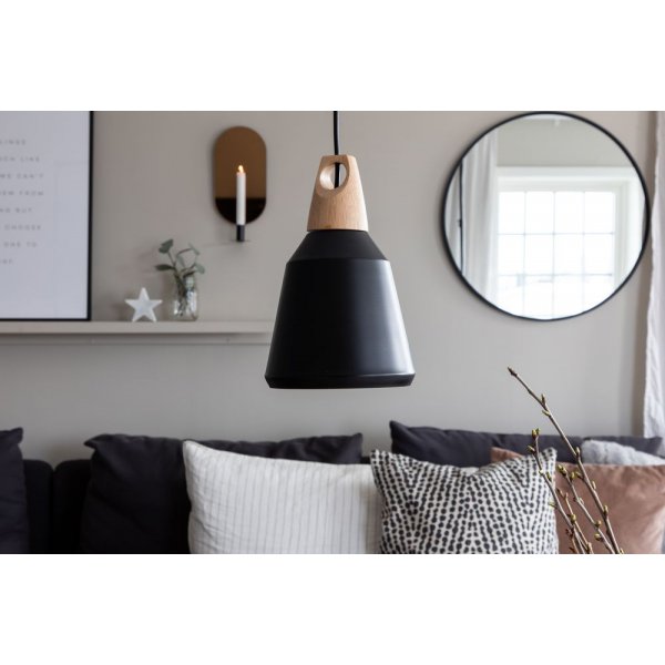 Marhult kattovalaisin - musta Marhult kattovalaisin - musta