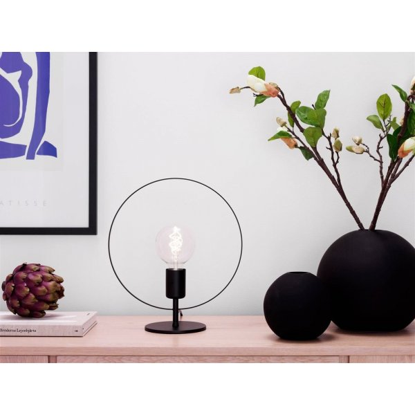 Spartan Ringo -pöytävalaisin - Musta Spartan Ringo -pöytävalaisin - Musta