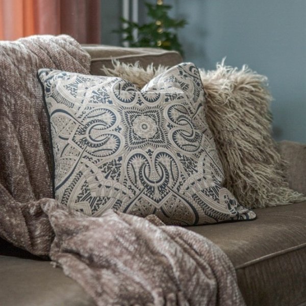 Manja tyynynpäällinen 50 x 50 cm - beige/tummansininen Manja tyynynpäällinen 50 x 50 cm - beige/tummansininen