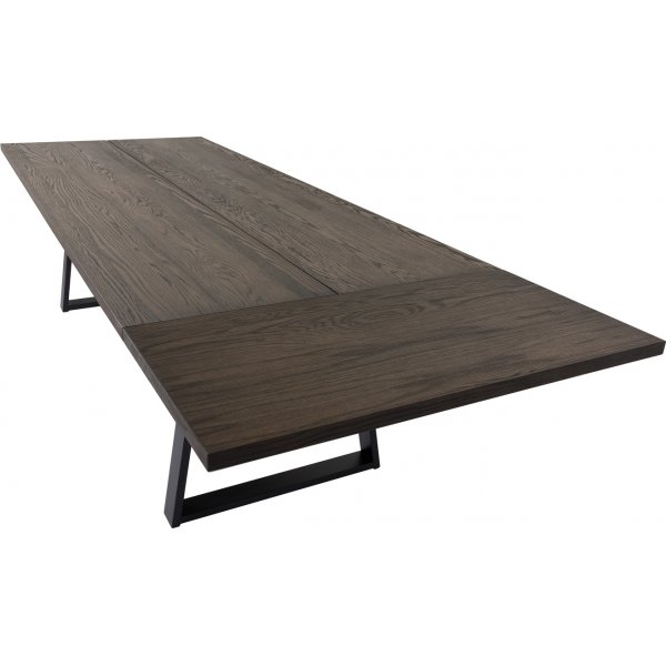 Belfort ruokapöytä 240 x 100 cm - Ruskea Belfort ruokapöytä 240 x 100 cm - Ruskea