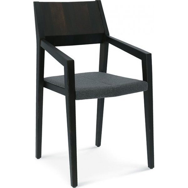 Arcos-nojatuoli - Valinnainen rungon ja verhoilun v�ri