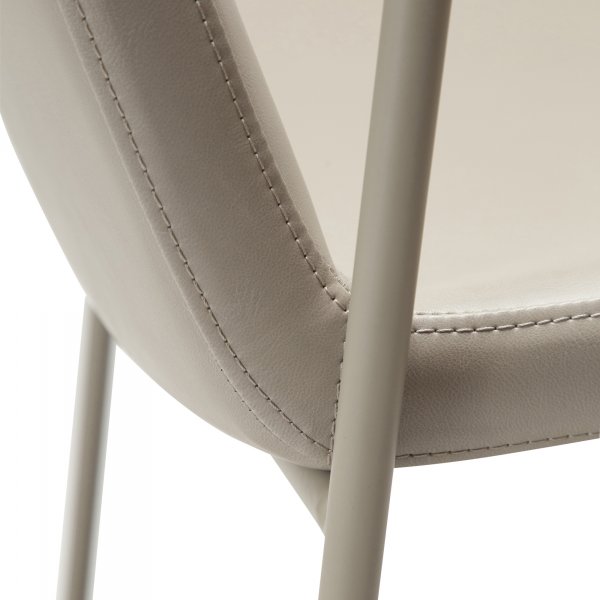 Boto-nojatuoli - Cashmere PU Boto-nojatuoli - Cashmere PU