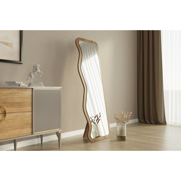 Aasin peili - pähkinä Aasin peili - pähkinä