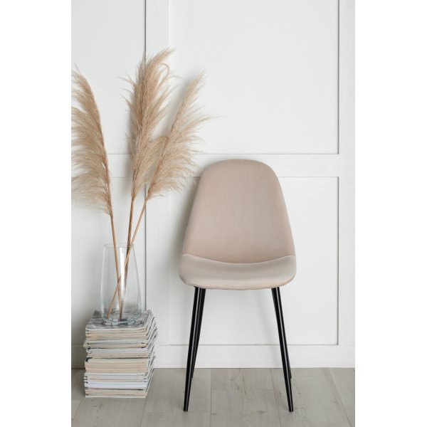 Bridge ruokapöydän tuoli - beige sametti Bridge ruokapöydän tuoli - beige sametti
