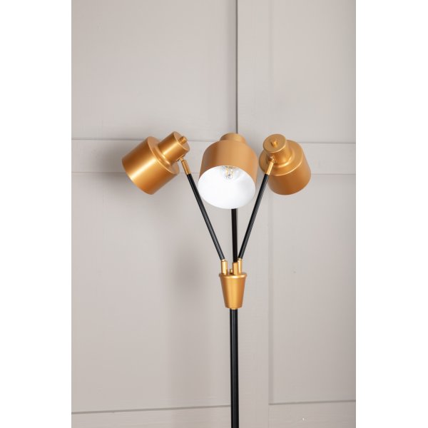 Semafori-lattiavalaisin - Musta/messinki Semafori-lattiavalaisin - Musta/messinki