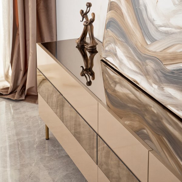 Leon mediapenkki - Pronssi/kulta Leon mediapenkki - Pronssi/kulta