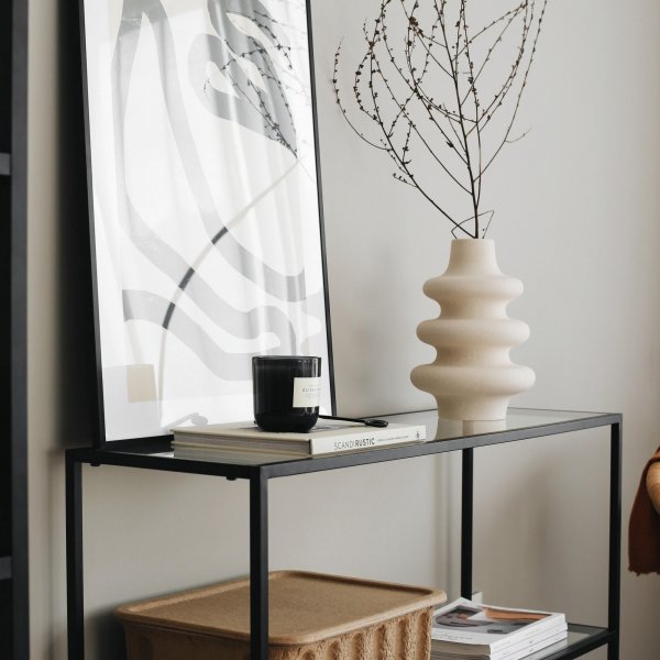 Dino-kohopöytä 100 x 30 cm - Musta Dino-kohopöytä 100 x 30 cm - Musta