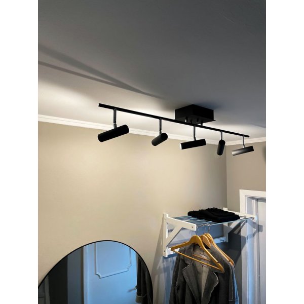 Artic spotlight - musta/ters