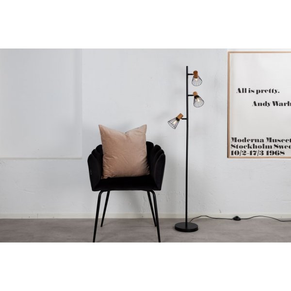 Nymö lattiavalaisin - musta Nymö lattiavalaisin - musta