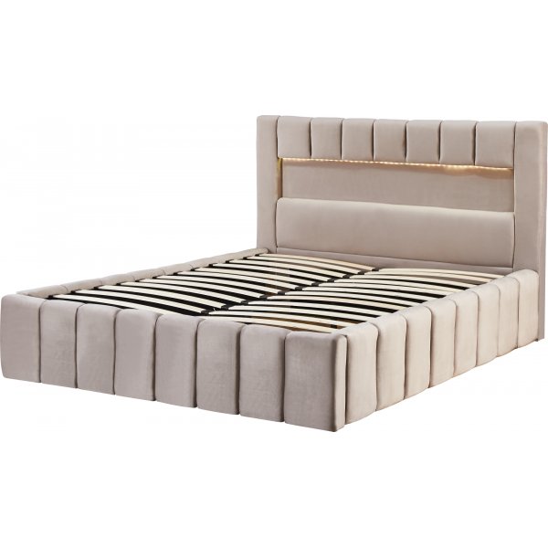 Sängynrunko LED-valaistuksella 180x200 cm + Huonekalujen tekstiilien puhdistus Sängynrunko LED-valaistuksella 180x200 cm + Huonekalujen tekstiilien puhdistus