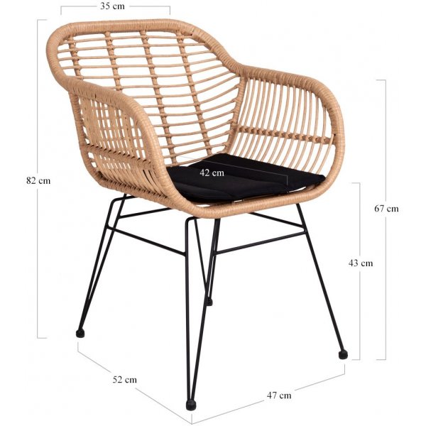 Ulkotuoli tyynyllä - Luonto + Huonekalujen tekstiilien puhdistus Ulkotuoli tyynyllä - Luonto + Huonekalujen tekstiilien puhdistus