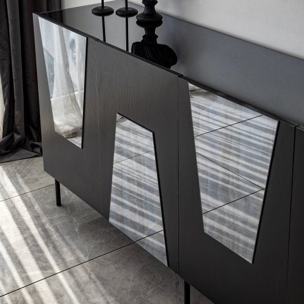 Venetsian senkki - musta Venetsian senkki - musta