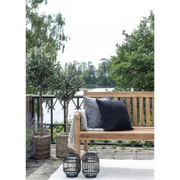 Salt ulkosohva tiikist