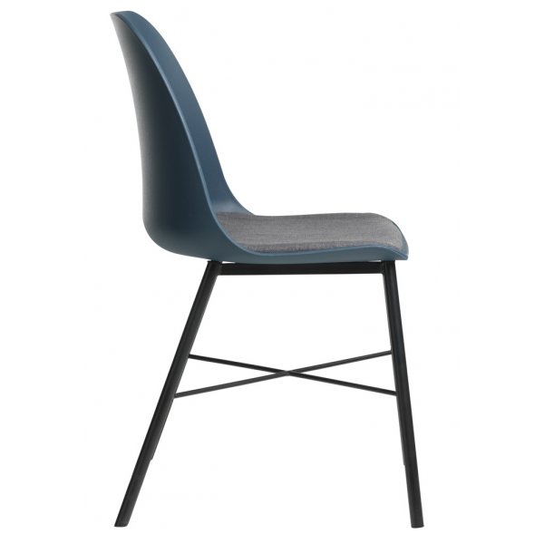 Oman tummansininen tuoli istuintyynyllä Oman tummansininen tuoli istuintyynyllä