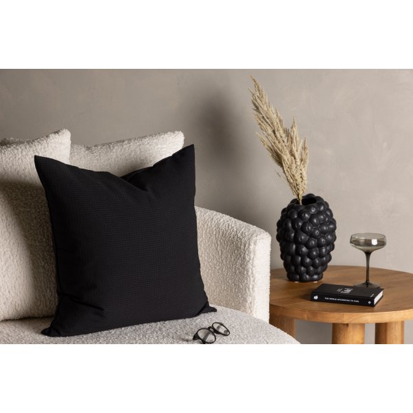 Celine tyynynpäällinen 50 x 50 cm - Musta Celine tyynynpäällinen 50 x 50 cm - Musta