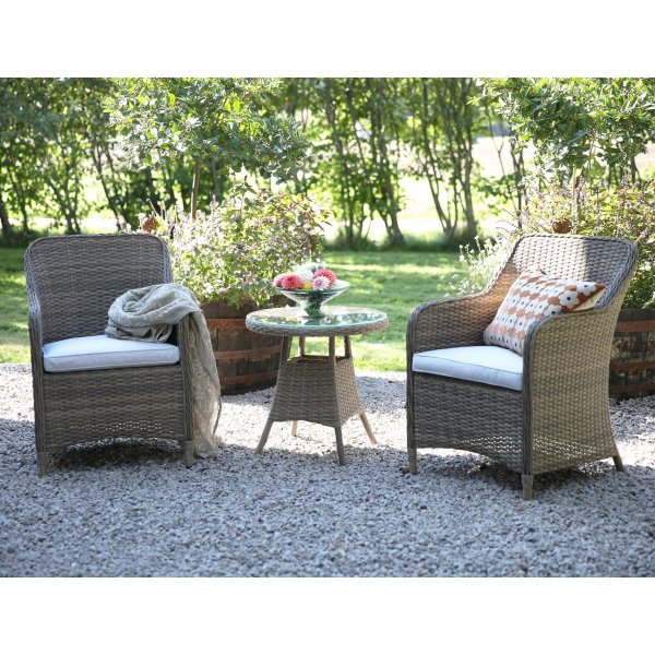 Mercury lounge -ryhmänojatuolit pyöreällä sivupöydällä - Keinotekoinen rottinki + Huonekalujen tahranpoistoaine Mercury lounge -ryhmänojatuolit pyöreällä sivupöydällä - Keinotekoinen rottinki + Huonekalujen tahranpoistoaine