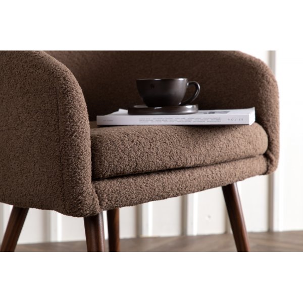 Wanda nojatuoli - ruskea