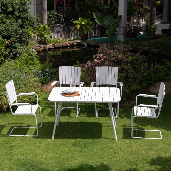 Ulkoryhmä; pöytä 120x80 cm ja 4 tuolia - Holmö Ulkoryhmä; pöytä 120x80 cm ja 4 tuolia - Holmö