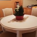 Asiakaskuva Pyöreä Tilde-ruokapöytä 100-300 cm - Valinnainen väri!
